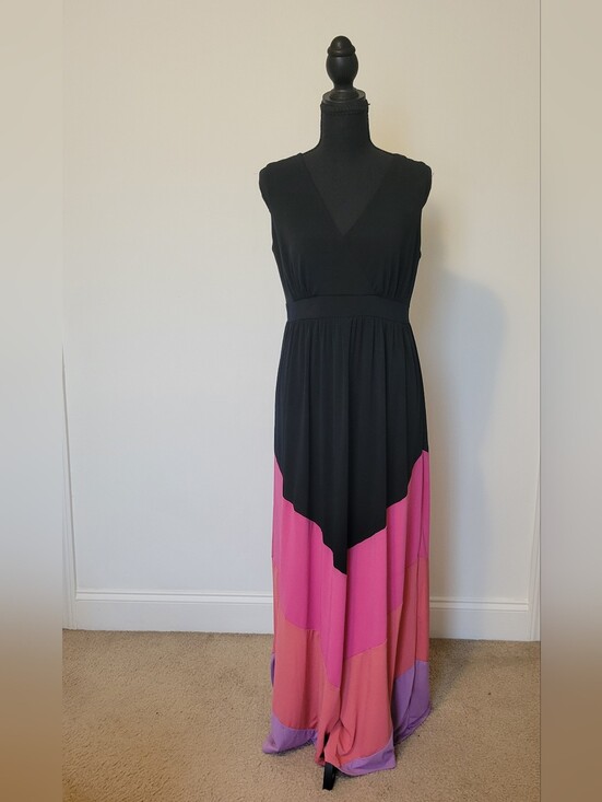 Madison Dresses & Skirts - Madison Colorblock Chevron Maxi Dress Black Pink Purple Size M